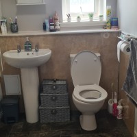 Rosslyn Gardens, Rosslyn Gardens, KIRKCALDY KY1 3BF: Bathroom