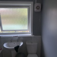 Glamis Road, Kirkcaldy KY2 6LN: Bathroom