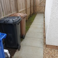 Dunearn Crescent, Kirkcaldy KY2 6HE: Side of house Dunearn Crescent, Kirkcaldy KY2 6HE: Side of house