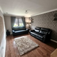 Jean Armour Gardens, Kirkcaldy KY2 6HB: Living room